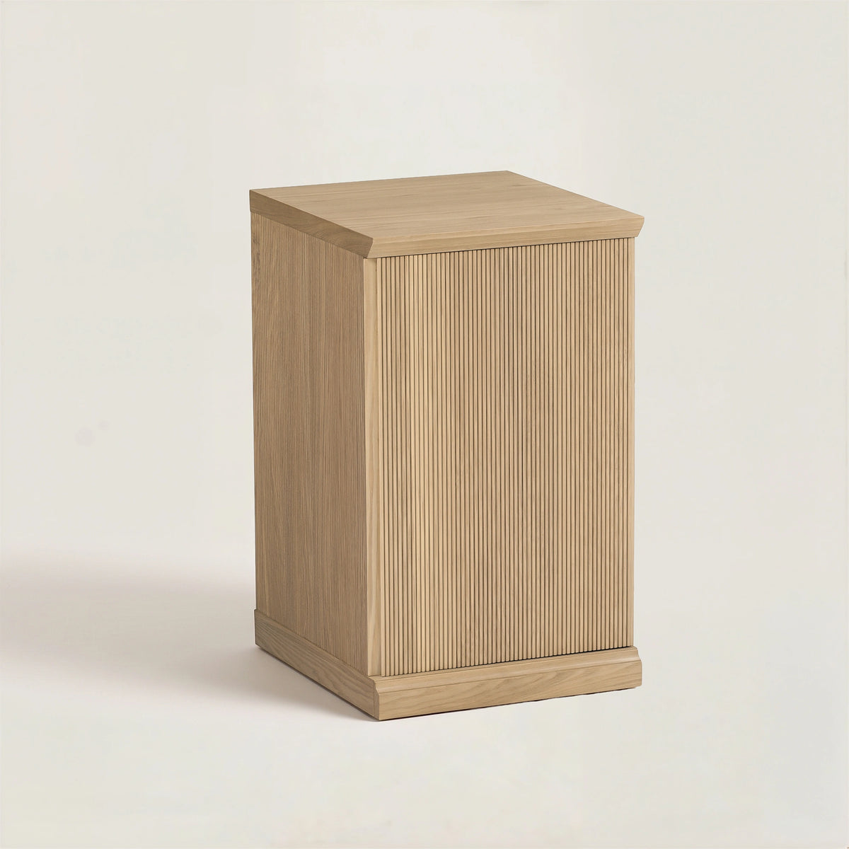 Modular - Reeded Narrow Base Cabinet (18")
